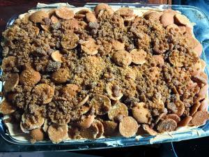 Banoffee in a rectangle cake pan